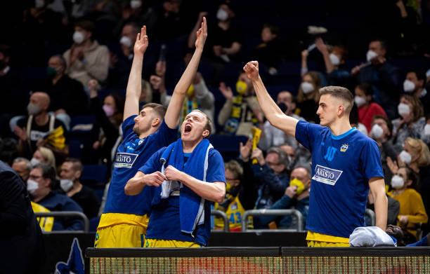 更多依赖 更多依赖