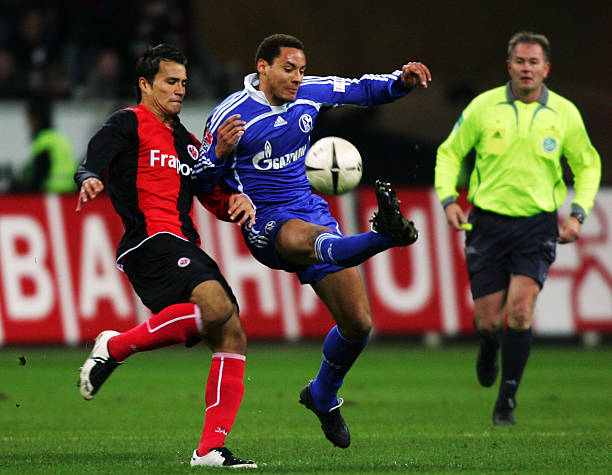 上的比拼 上的比拼